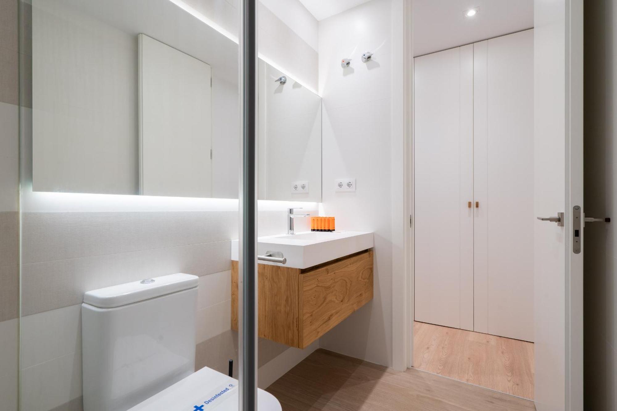 Apartamento De Lujo En Gran Via Apartment Madrid Exterior photo